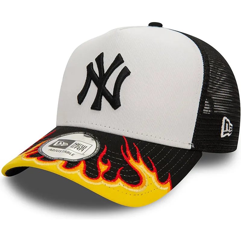 cappelli-curva-bianco-snapback-a-frame-flame-dei-new-york-yankees-mlb-di-new-era cappelli-curva-bianco-snapback-a-frame-flame-dei-new-york-yankees-mlb-di-new-era