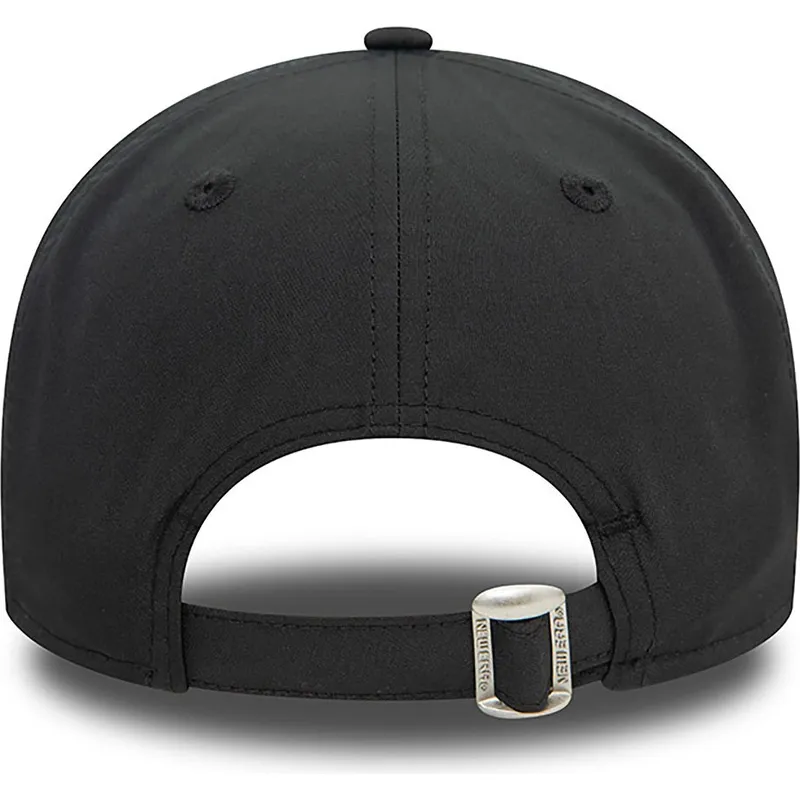 cappelli-curva-nero-cinghia-regolabile-9forty-geo-undervisor-print-dei-valentino-rossi-vr46-motogp-di-new-era cappelli-curva-nero-cinghia-regolabile-9forty-geo-undervisor-print-dei-valentino-rossi-vr46-motogp-di-new-era