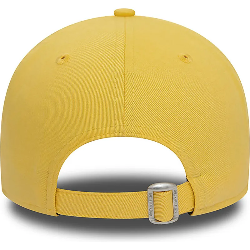 cappelli-curva-giallo-cinghia-regolabile-9forty-di-new-era cappelli-curva-giallo-cinghia-regolabile-9forty-di-new-era