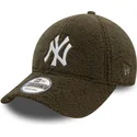 cappellino-con-visiera-curva-verde-regolabile-9forty-borg-di-new-york-yankees-mlb-di-new-era