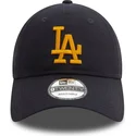 cappellino-curvo-blu-navy-regolabile-con-logo-giallo-9twenty-league-essential-dei-los-angeles-dodgers-mlb-di-new-era