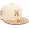 cappello-piatto-beige-e-marrone-chiuso-59fifty-side-patch-dei-new-york-yankees-mlb-di-new-era