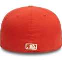 cappello-piatto-arancione-e-beige-aderente-59fifty-side-patch-degli-oakland-athletics-mlb-di-new-era