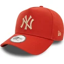 cappellino-arancione-snapback-con-visiera-curva-e-logo-beige-9forty-e-frame-league-essential-dei-new-york-yankees-mlb-di-new-era