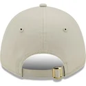 cappello-beige-regolabile-da-donna-con-logo-dorato-9forty-metallic-logo-dei-new-york-yankees-mlb-di-new-era
