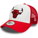 cappellino-trucker-bianco-e-rosso-a-frame-team-colour-di-chicago-bulls-nba-di-new-era