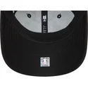 cappellino-nero-con-visiera-curva-snapback-9fifty-stretch-snap-dei-los-angeles-lakers-nba-di-new-era