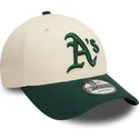 cappellino-curvo-beige-e-verde-regolabile-9forty-colour-block-di-oakland-athletics-mlb-di-new-era
