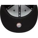 cappello-piatto-nero-snapback-con-logo-grigio-9fifty-icon-dei-new-york-yankees-mlb-snake-di-new-era