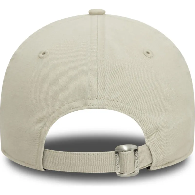 cappellino-curvo-beige-regolabile-9twenty-dei-gwinnett-stripers-milb-di-new-era