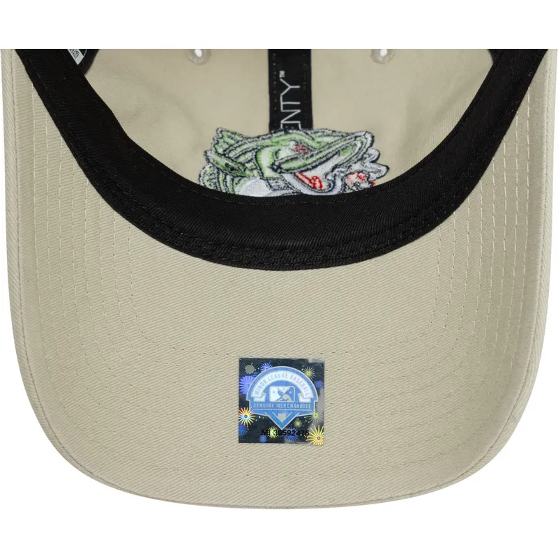 cappellino-curvo-beige-regolabile-9twenty-dei-gwinnett-stripers-milb-di-new-era