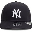 cappellino-curvo-blu-navy-snapback-9seventy-stretch-snap-dei-new-york-yankees-mlb-di-new-era