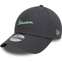 cappellino-visiera-curva-grigio-regolabile-con-logo-verde-9forty-side-print-di-vespa-piaggio-di-new-era