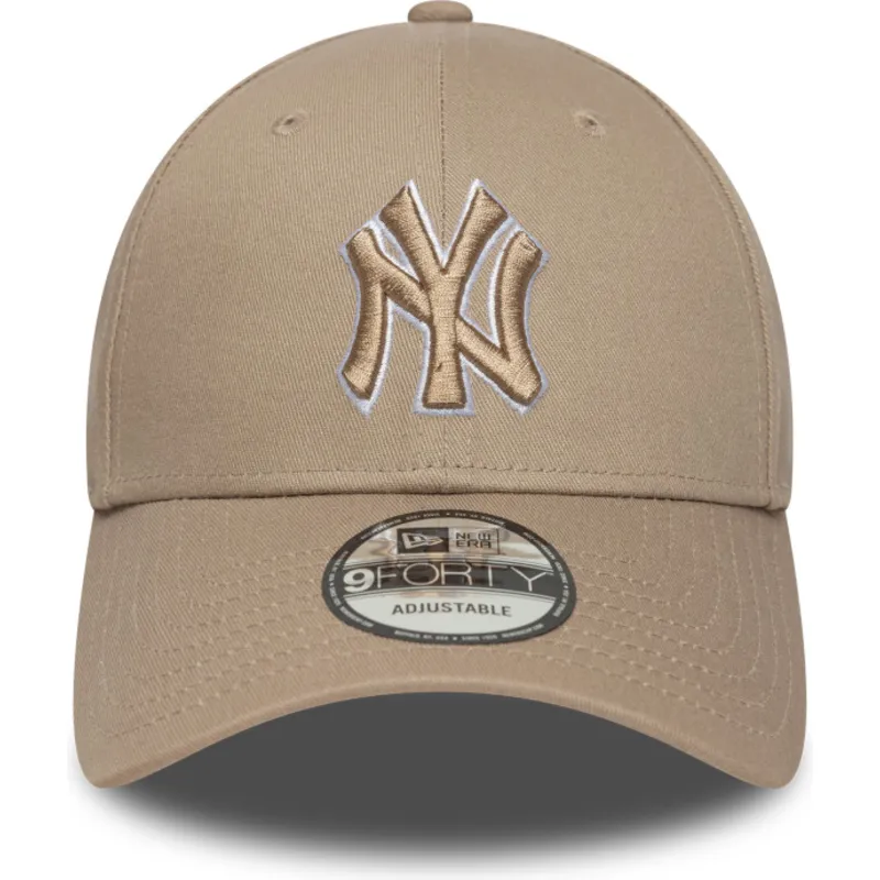 cappellino-curvo-marrone-chiaro-regolabile-con-logo-marrone-9forty-outline-di-new-york-yankees-mlb-di-new-era