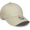 cappellino-curvo-beige-regolabile-da-donna-9forty-mini-logo-dei-new-york-yankees-mlb-di-new-era