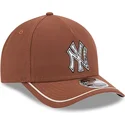 new-era-curved-brim-9forty-m-crown-a-frame-motorsport-new-york-yankees-mlb-brown-snapback-cap