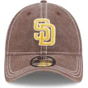 cappellino-curvo-marrone-regolabile-9twenty-washed-contrast-di-san-diego-padres-mlb-di-new-era