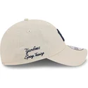 cappellino-curva-beige-regolabile-con-logo-blu-marino-9twenty-linen-spring-training-fan-pack-2025-di-new-york-yankees-mlb-di-new