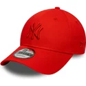cappellino-con-visiera-curva-rosso-regolabile-con-logo-rosso-9forty-colour-pack-dei-new-york-yankees-mlb-di-new-era