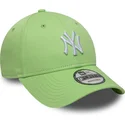 cappellino-curva-verde-chiaro-regolabile-9forty-colour-pack-dei-new-york-yankees-mlb-di-new-era