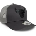 cappellino-trucker-grigio-9seventy-stretch-snap-dei-chicago-bulls-nba-di-new-era