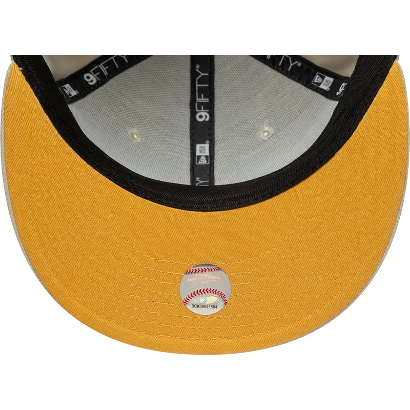 cappello-piatto-beige-snapback-9fifty-floral-di-new-york-yankees-mlb-di-new-era