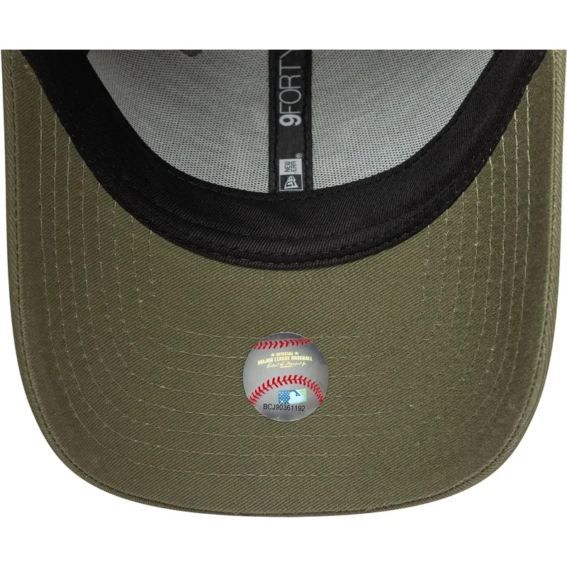 cappellino-curvo-verde-regolabile-9forty-seasonal-infill-dei-new-york-yankees-mlb-di-new-era