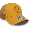cappellino-trucker-giallo-con-logo-giallo-a-frame-league-essential-dei-new-york-yankees-mlb-di-new-era