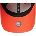 cappellino-arancione-con-visiera-curva-regolabile-da-donna-9forty-league-essential-new-york-yankees-mlb-di-new-era