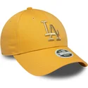 cappellino-curvo-giallo-regolabile-da-donna-9forty-logo-metallico-dei-los-angeles-dodgers-mlb-di-new-era