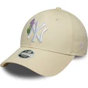 cappellino-beige-con-visiera-curva-regolabile-per-donna-9forty-beaded-dei-new-york-yankees-mlb-di-new-era