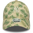 cappellino-curvo-beige-regolabile-da-donna-9twenty-all-over-print-tropical-dei-new-york-yankees-mlb-di-new-era