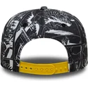 cappellino-nero-snapback-piatto-per-bambino-9fifty-all-over-print-di-batman-dc-comics-di-new-era