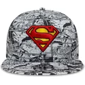 cappellino-piatto-nero-snapback-per-bambino-9fifty-all-over-print-di-superman-dc-comics-di-new-era