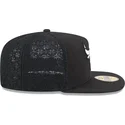 cappello-piatto-nero-regolabile-59fifty-day-a-frame-dei-chicago-bulls-nba-di-new-era
