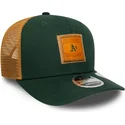 cappellino-trucker-verde-e-marrone-9seventy-stretch-snap-debossed-logo-di-oakland-athletics-mlb-di-new-era