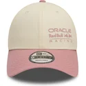 cappellino-curvo-beige-e-rosa-regolabile-9forty-contrast-di-red-bull-racing-formula-1-di-new-era