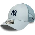 cappellino-trucker-blu-regolabile-con-logo-blu-navy-9forty-homefield-dei-new-york-yankees-mlb-di-new-era