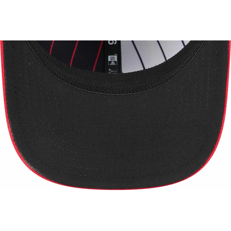 cappellino-curvo-rosso-e-nero-snapback-9seventy-stretch-snap-city-connect-di-chicago-white-sox-mlb-di-new-era