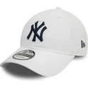 cappellino-bianco-con-visiera-curva-regolabile-con-logo-blu-9twenty-core-classic-dei-new-york-yankees-mlb-di-new-era