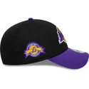 cappelli-curva-nero-cinghia-regolabile-9forty-side-patch-dei-los-angeles-lakers-nba-di-new-era