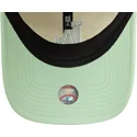 cappellino-curvo-beige-e-verde-regolabile-da-donna-9twenty-world-series-cooperstown-los-angeles-dodgers-mlb-di-new-era