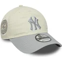 cappello-curvo-beige-e-grigio-regolabile-da-donna-9twenty-world-series-cooperstown-dei-new-york-yankees-mlb-di-new-era
