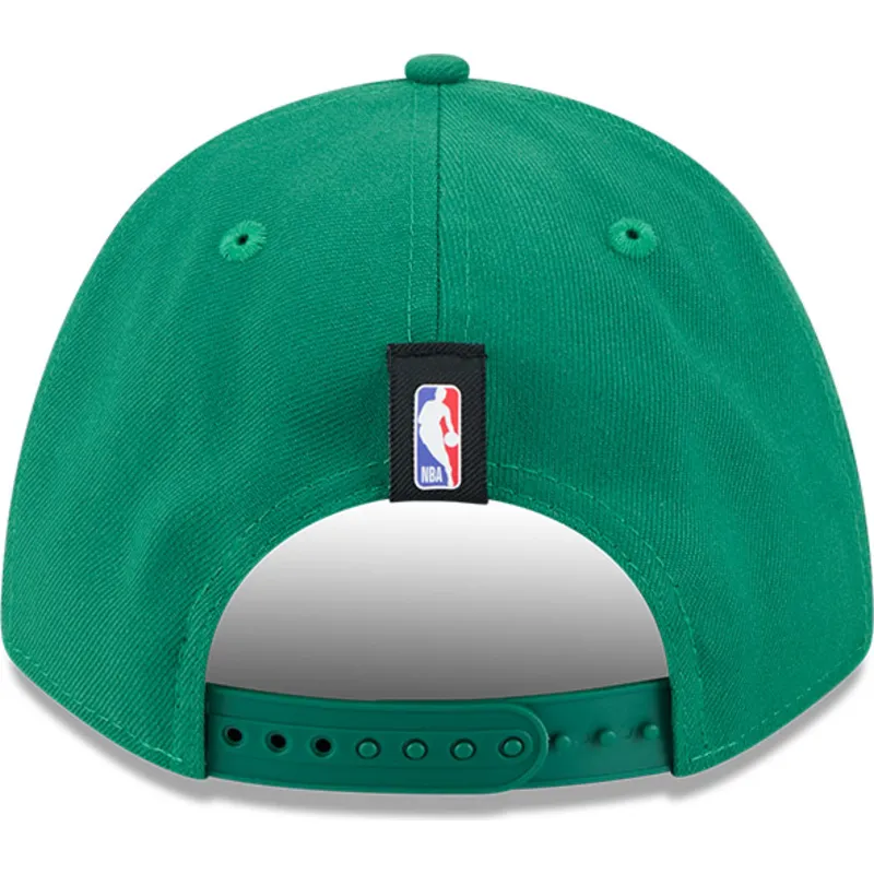 cappellino-curvo-verde-snapback-9forty-m-crown-draft-2025-dei-boston-celtics-nba-di-new-era