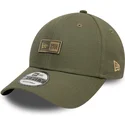 cappellino-verde-regolabile-con-visiera-curva-9forty-badge-di-new-era