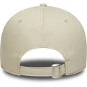 cappellino-curvo-beige-regolabile-con-logo-verde-9forty-league-essential-degli-oakland-athletics-mlb-di-new-era