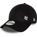 cappellino-nero-con-visiera-curva-regolabile-9forty-flawless-cord-dei-new-york-yankees-mlb-di-new-era