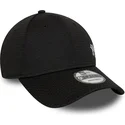 cappellino-nero-snapback-curvo-9forty-flawless-mesh-dei-new-york-yankees-mlb-di-new-era