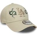 cappellino-con-visiera-curva-beige-regolabile-con-logo-beige-9forty-icon-dragon-dei-los-angeles-dodgers-mlb-di-new-era