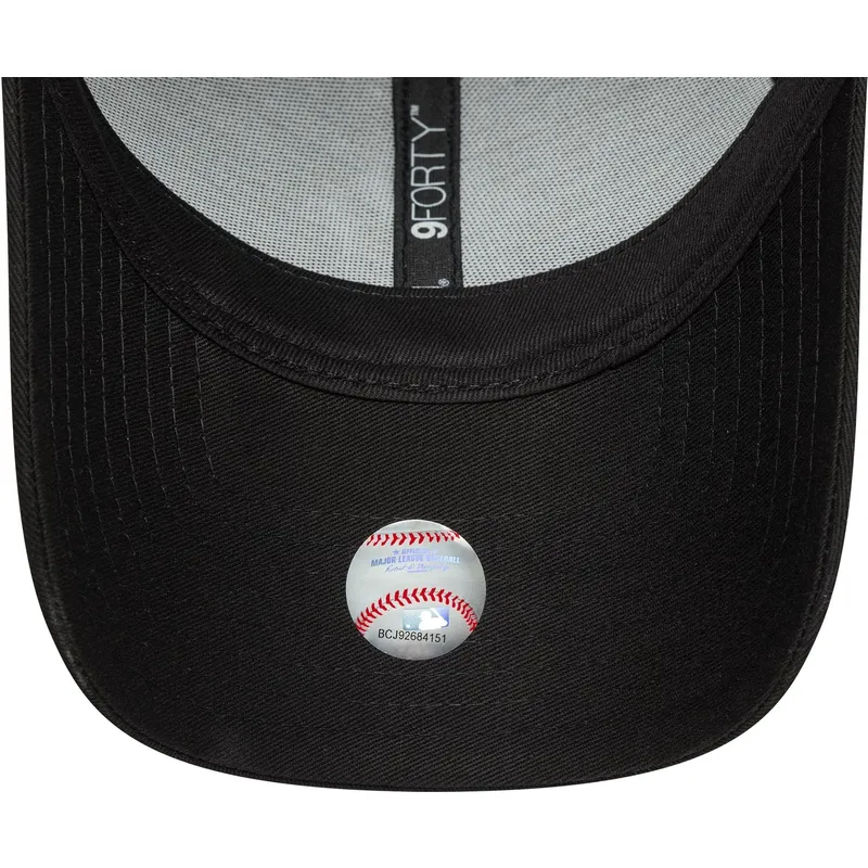 cappellino-curvo-nero-regolabile-con-logo-blu-9forty-ombre-infill-di-new-york-yankees-mlb-di-new-era